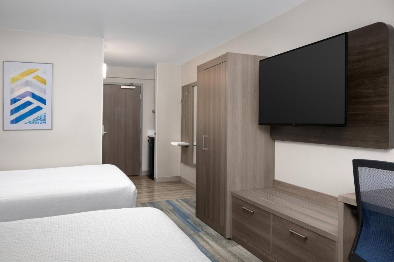 Holiday Inn Express Washington Dc-Bw Parkway By Ihg Hyattsville Esterno foto