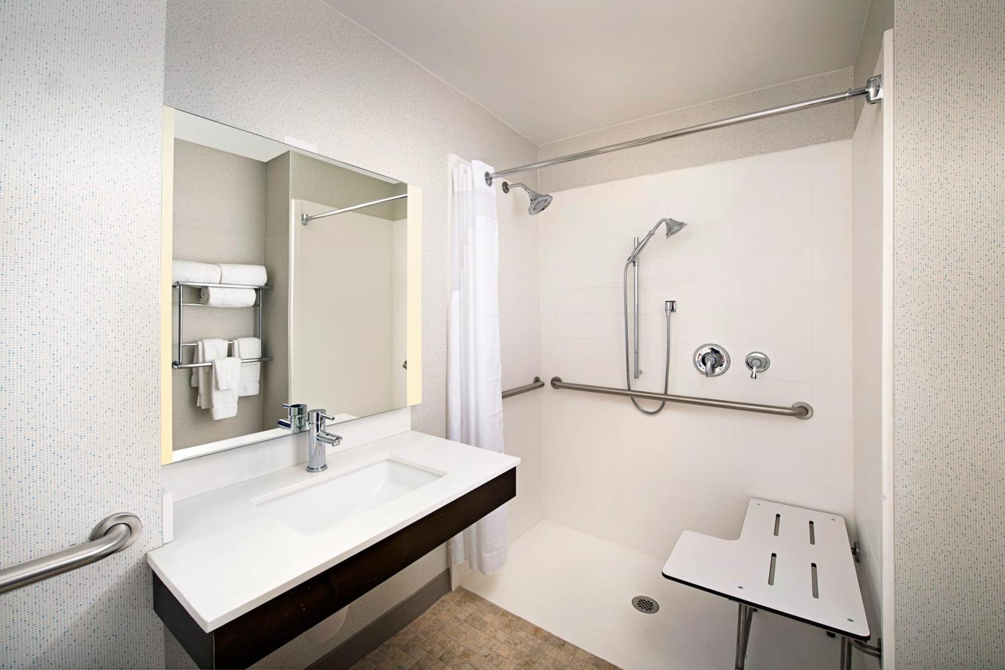 Holiday Inn Express Washington Dc-Bw Parkway By Ihg Hyattsville Esterno foto