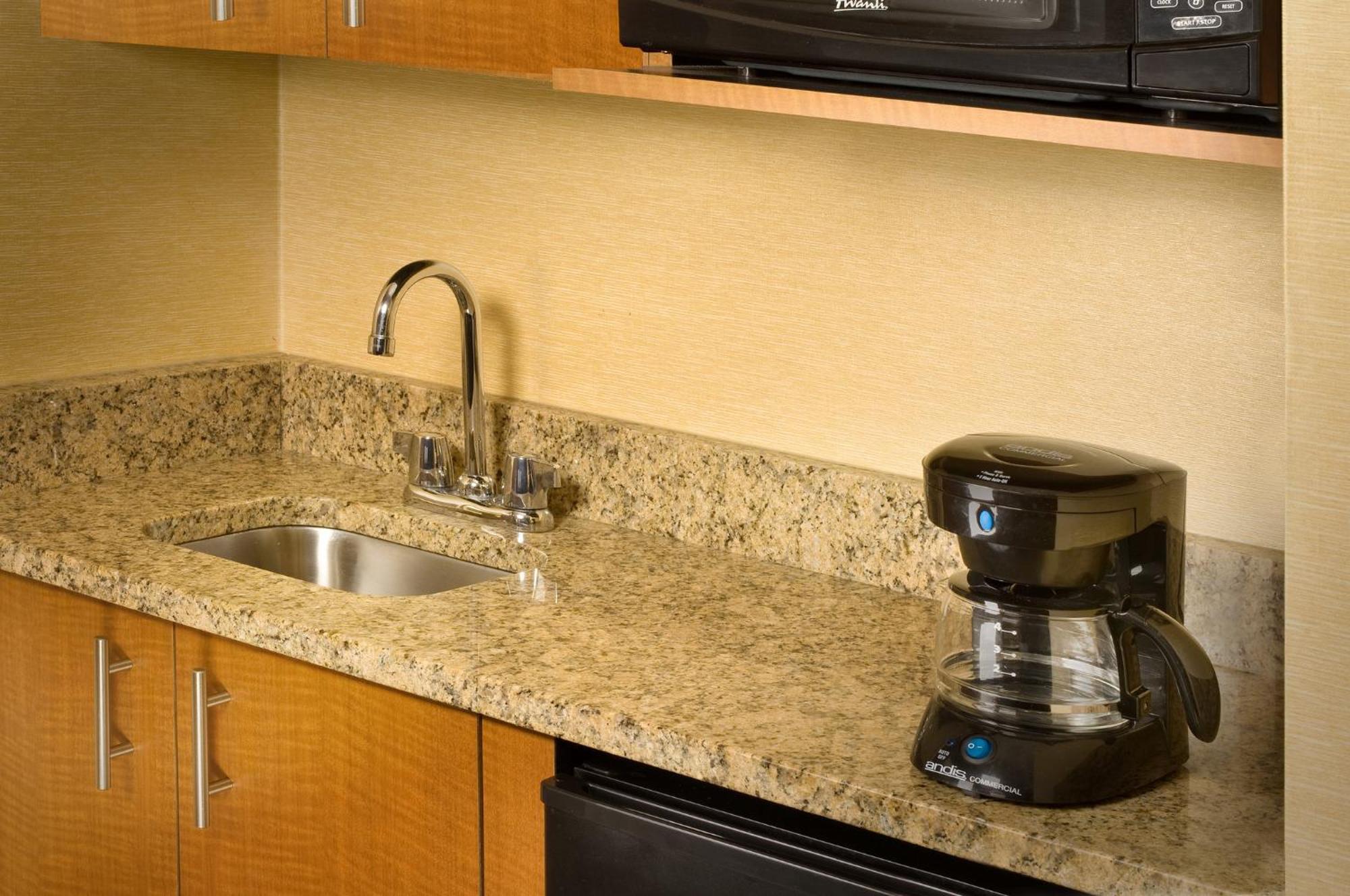 Holiday Inn Express Washington Dc-Bw Parkway By Ihg Hyattsville Esterno foto