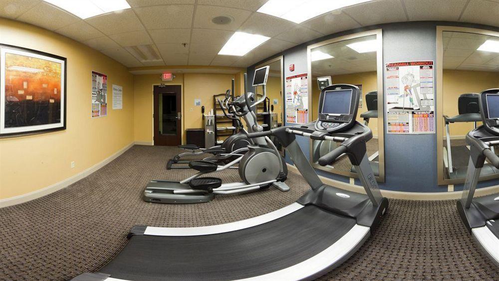 Holiday Inn Express Washington Dc-Bw Parkway By Ihg Hyattsville Esterno foto